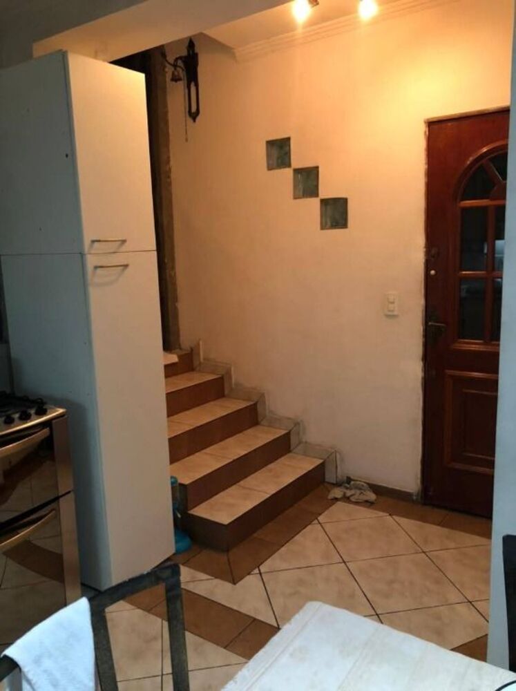 Casa à venda com 4 quartos, 750m² - Foto 1