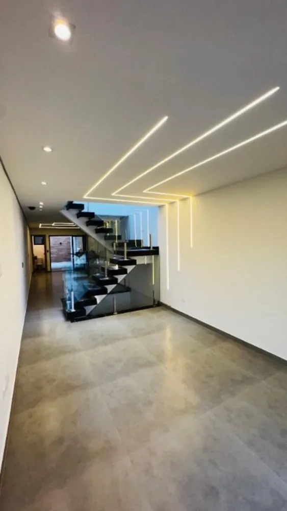 Casa, 3 quartos, 169 m² - Foto 2