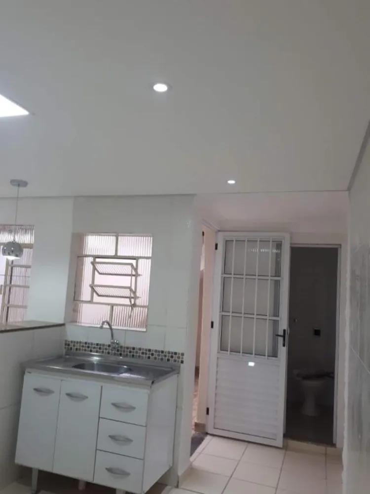Casa, 4 quartos, 180 m² - Foto 2