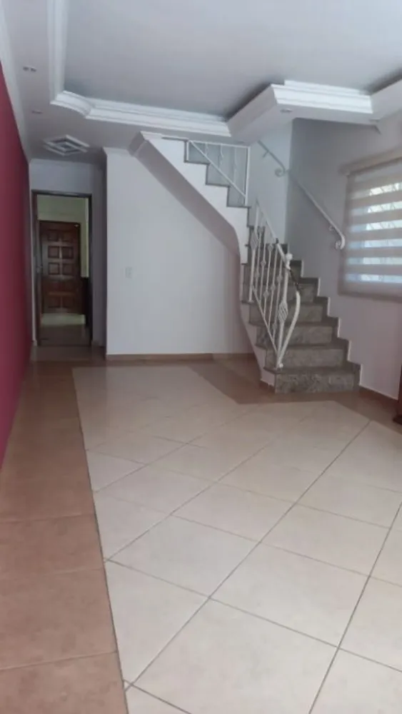 Casa, 3 quartos, 183 m² - Foto 2