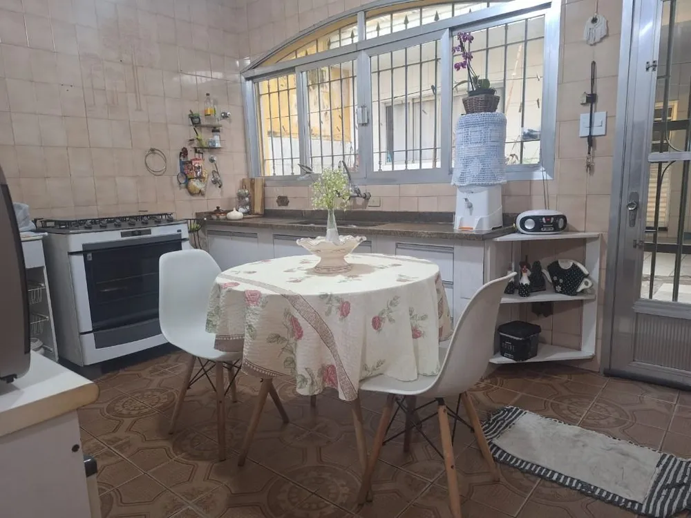 Casa, 3 quartos, 176 m² - Foto 3