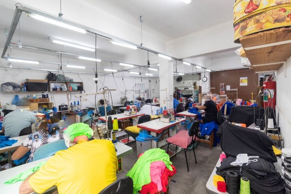 Prédio Inteiro à venda e aluguel, 303m² - Foto 2
