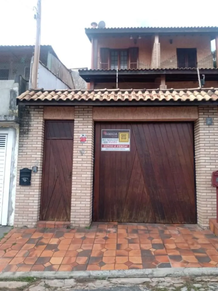 Casa, 3 quartos, 225 m² - Foto 1