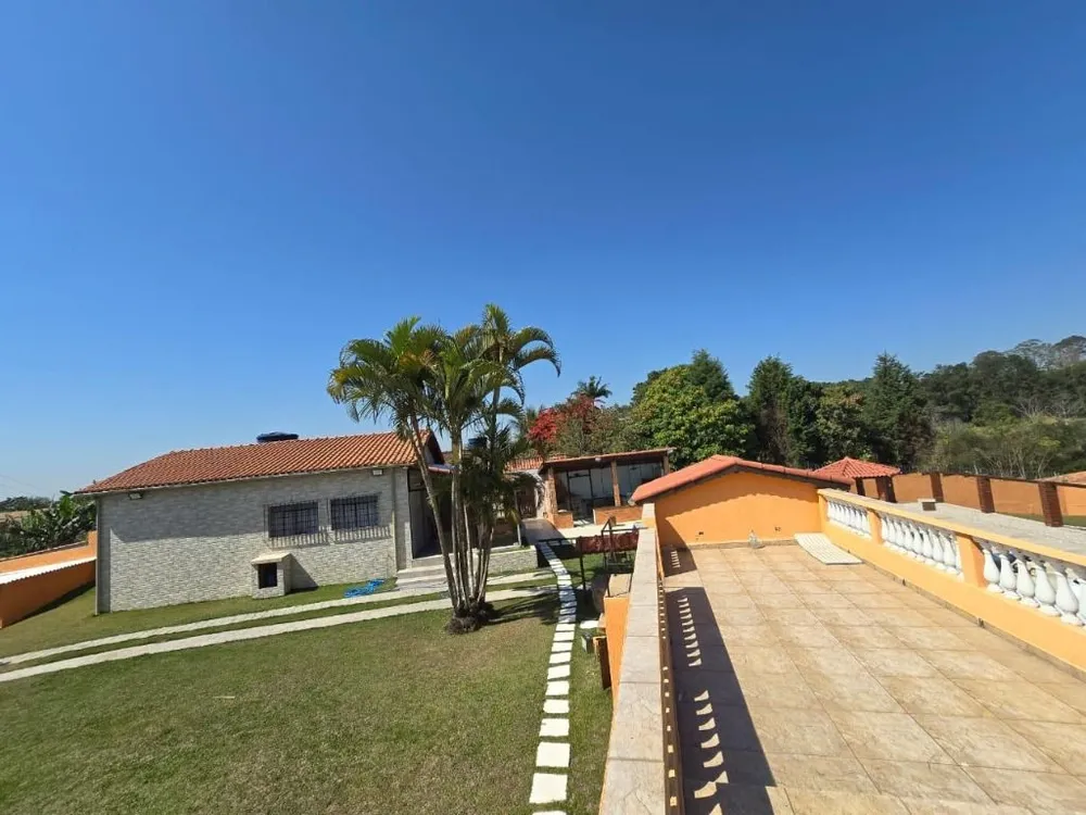 Chácara, 3 quartos, 2000 m² - Foto 1
