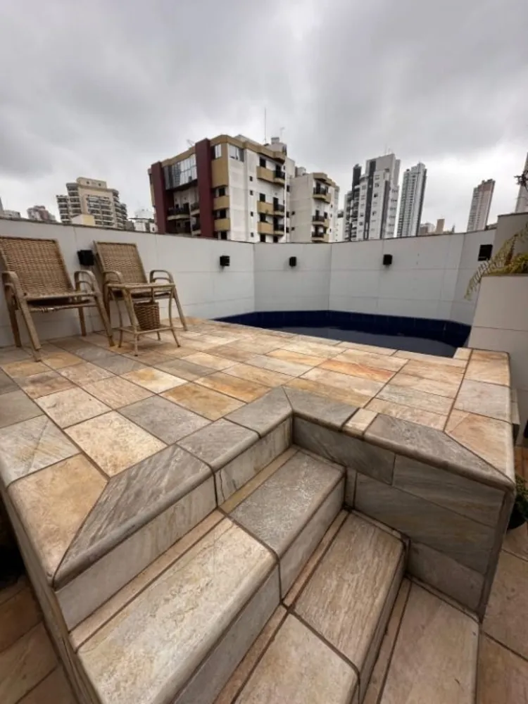 Apartamento, 3 quartos, 188 m² - Foto 2