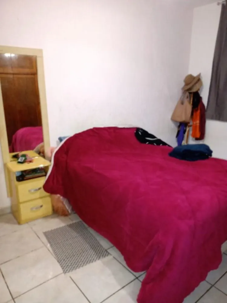 Casa, 5 quartos, 140 m² - Foto 2