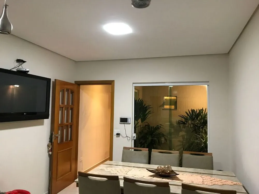 Casa, 3 quartos, 125 m² - Foto 1