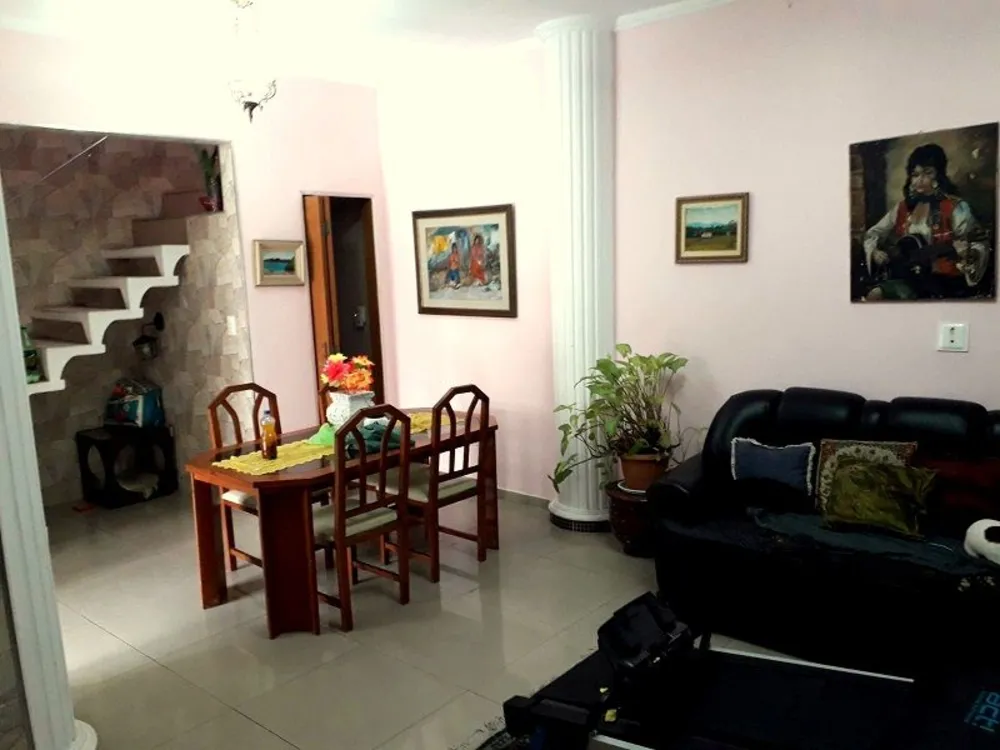 Sobrado, 2 quartos, 350 m² - Foto 2