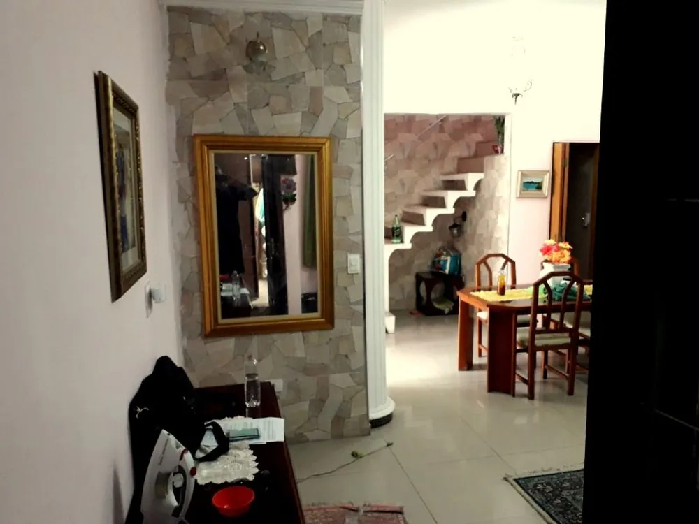 Sobrado, 2 quartos, 350 m² - Foto 1