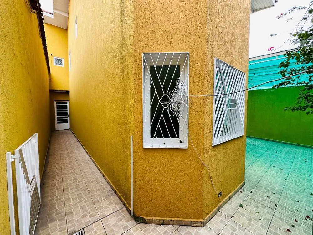 Casa, 3 quartos, 181 m² - Foto 2