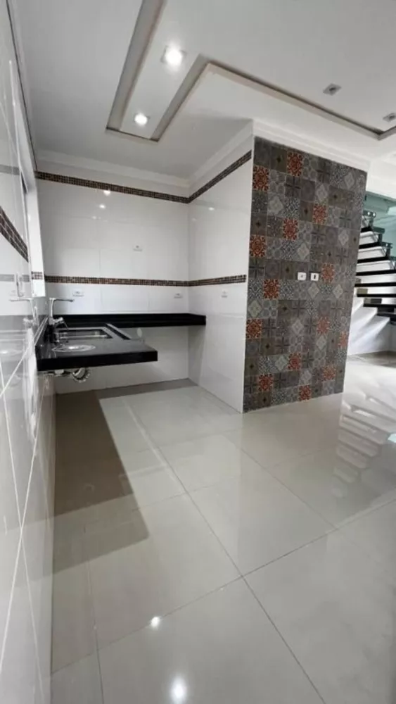 Sobrado à venda com 3 quartos, 84m² - Foto 2