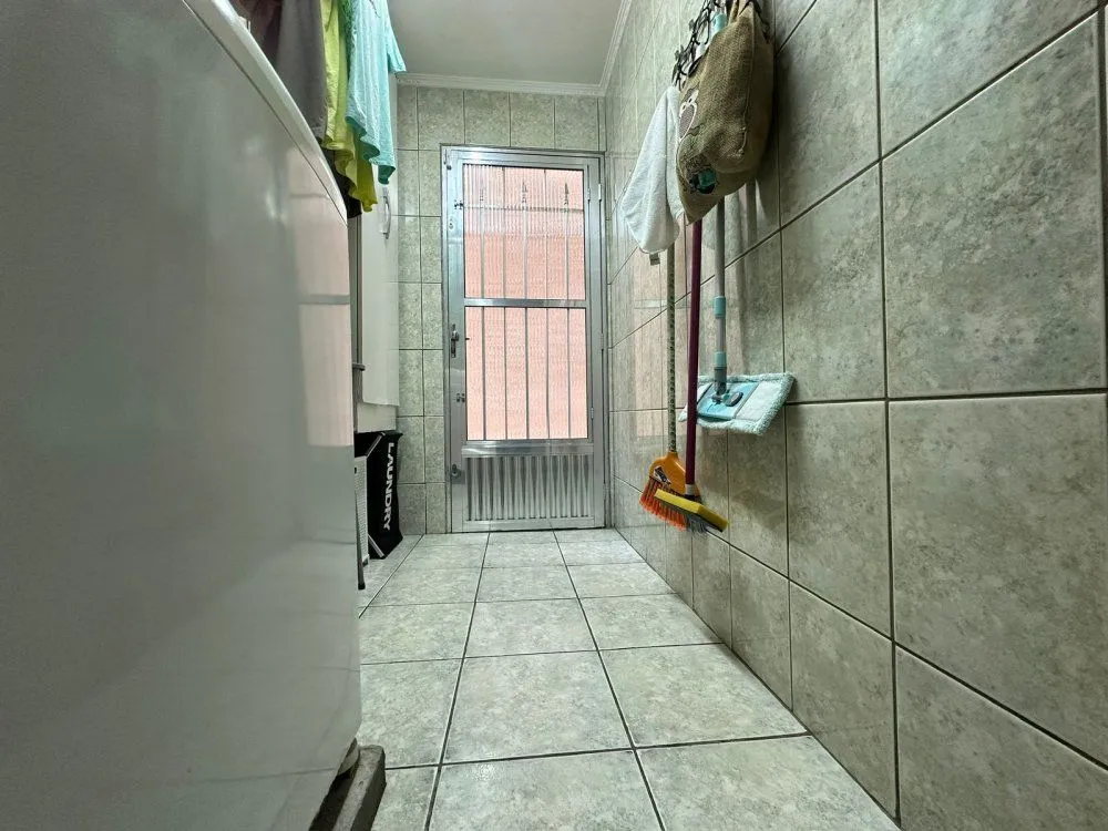 Casa, 3 quartos, 177 m² - Foto 2