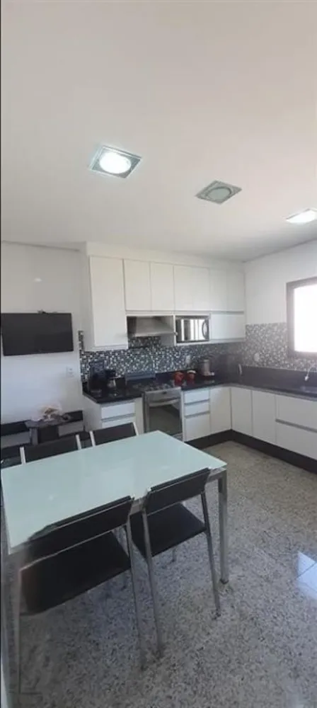 Sobrado, 3 quartos, 197 m² - Foto 2