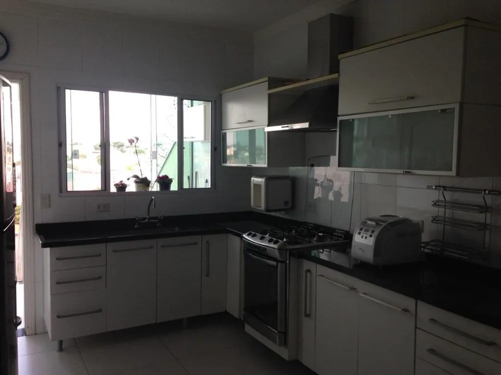 Sobrado, 3 quartos, 210 m² - Foto 1