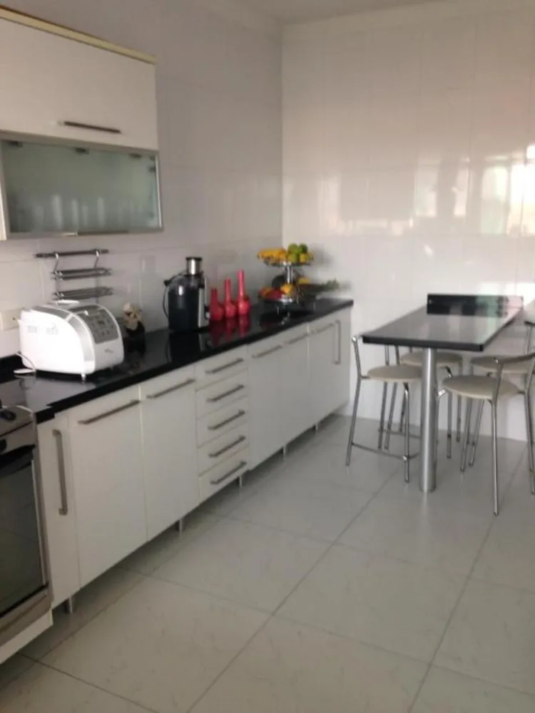 Sobrado, 3 quartos, 210 m² - Foto 3