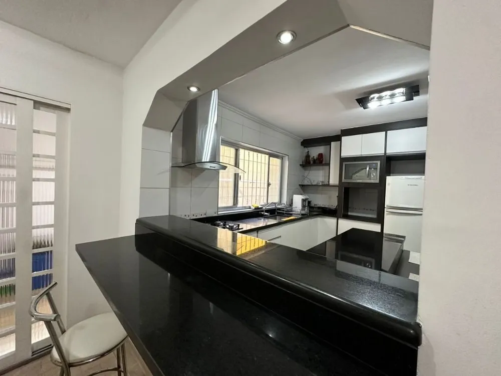 Sobrado, 3 quartos, 235 m² - Foto 4
