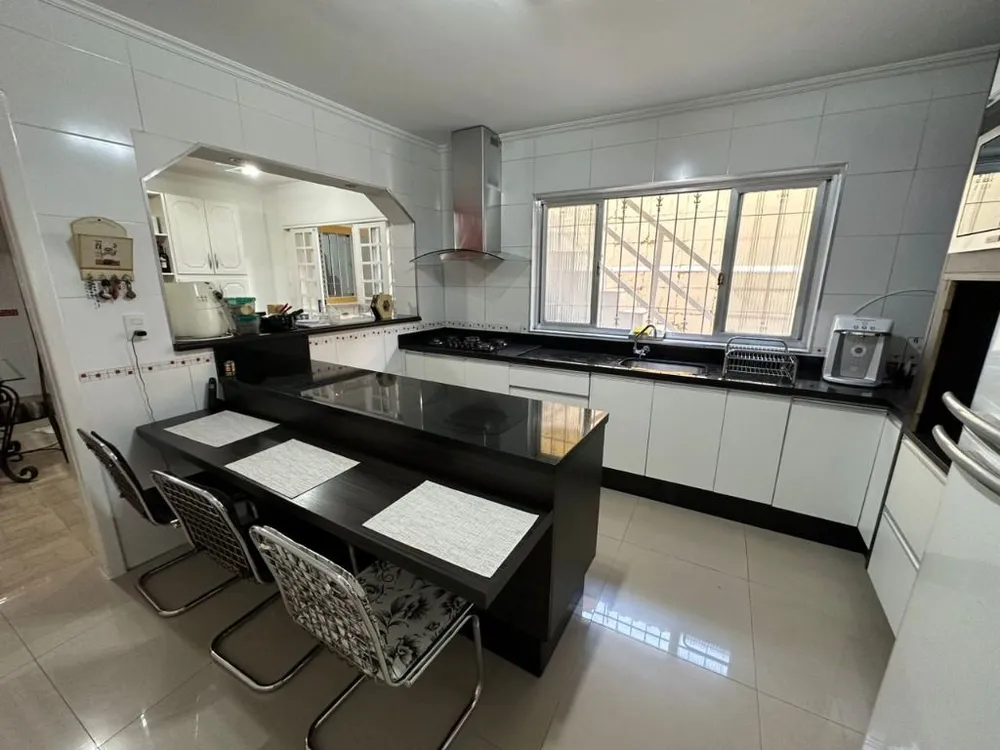 Sobrado, 3 quartos, 235 m² - Foto 6