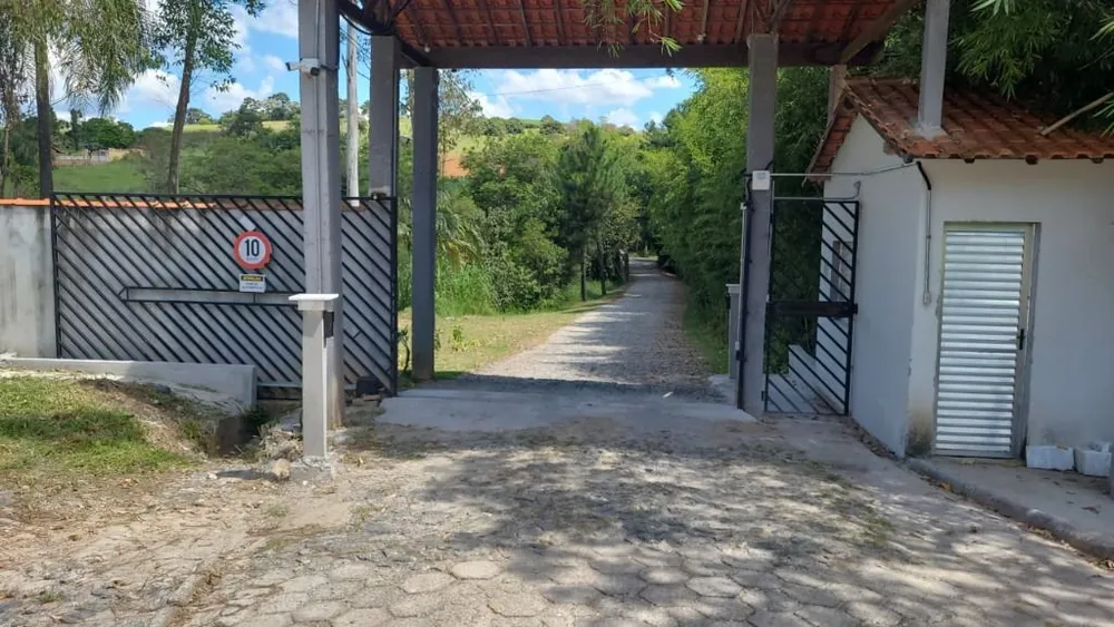 Chácara, 3 quartos, 1428 m² - Foto 2