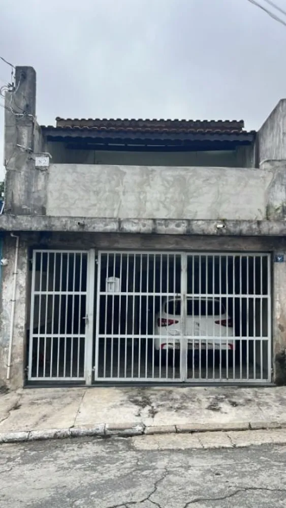 Casa, 6 quartos, 135 m² - Foto 1