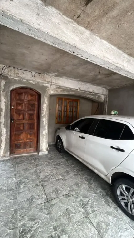Casa, 6 quartos, 135 m² - Foto 2