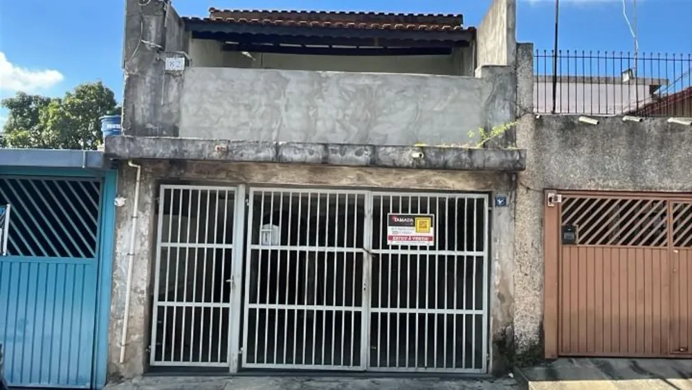 Casa, 6 quartos, 135 m² - Foto 1