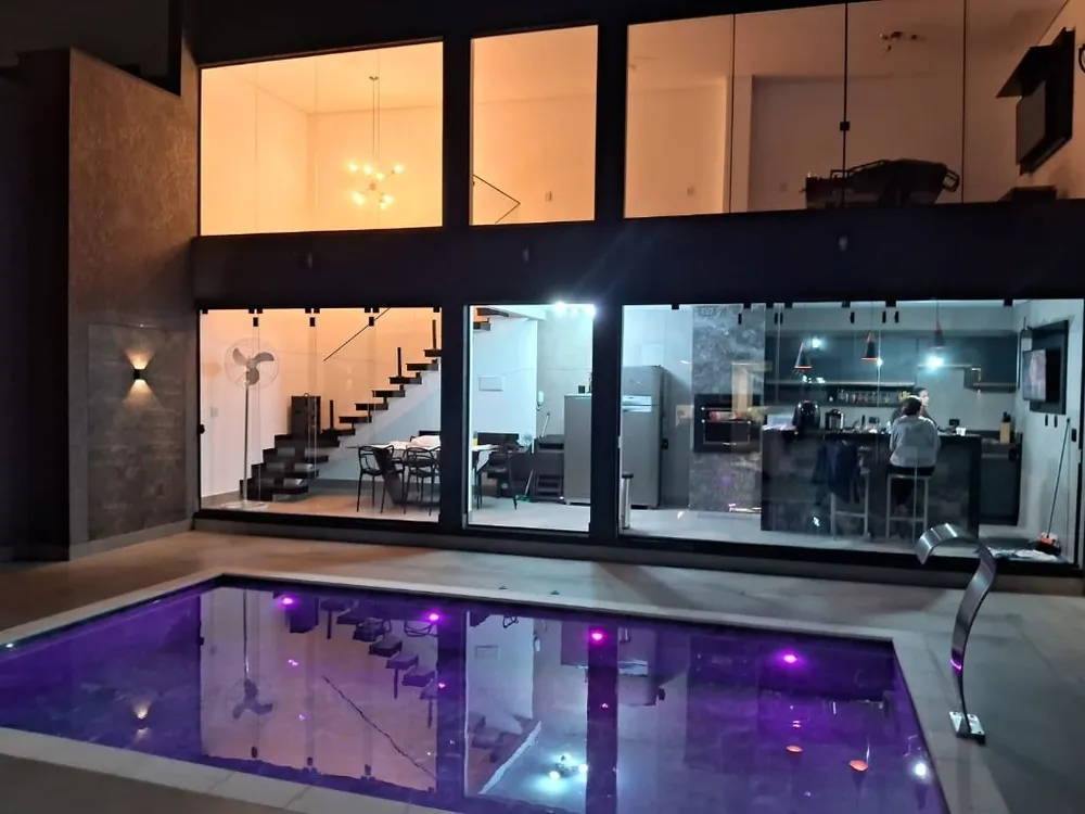 Casa, 4 quartos, 270 m² - Foto 3