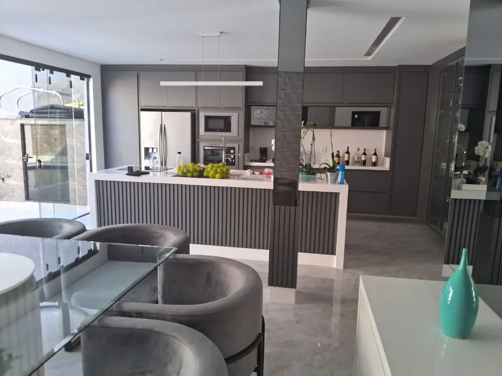 Casa, 4 quartos, 270 m² - Foto 5