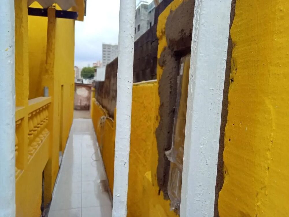 Casa à venda com 2 quartos, 70m² - Foto 7