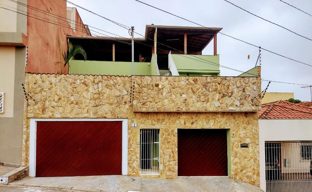 Sobrado, 5 quartos, 301 m² - Foto 1