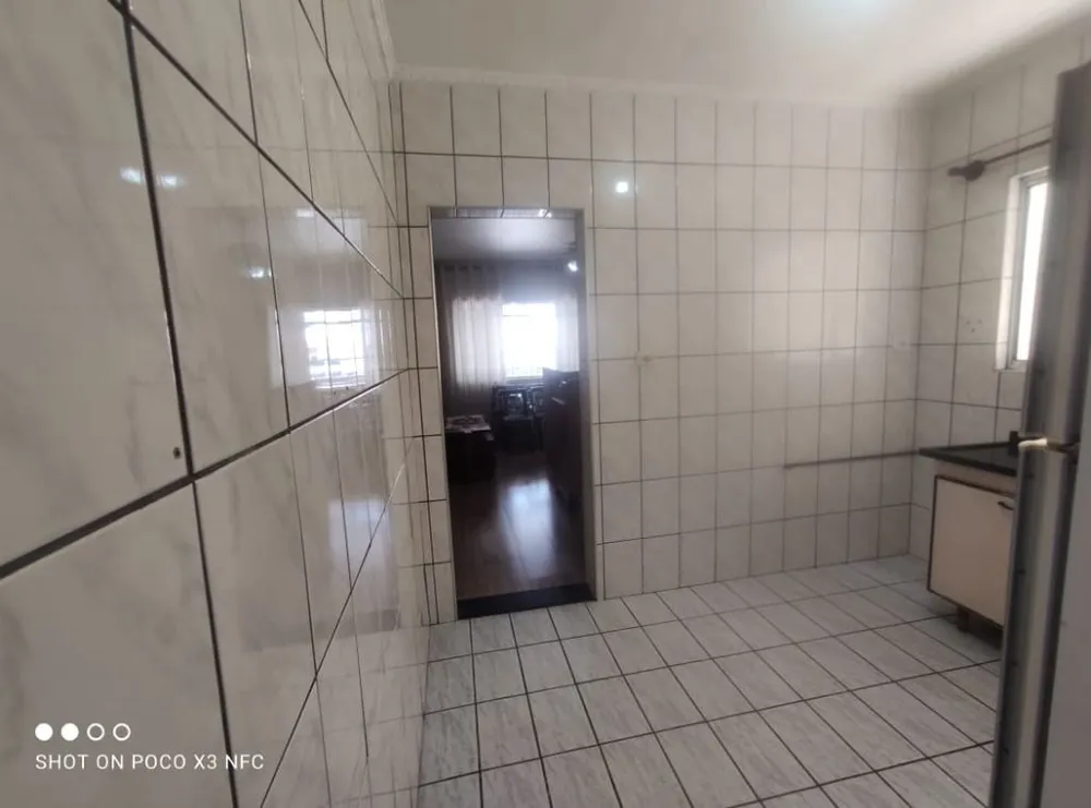 Sobrado, 6 quartos, 250 m² - Foto 2