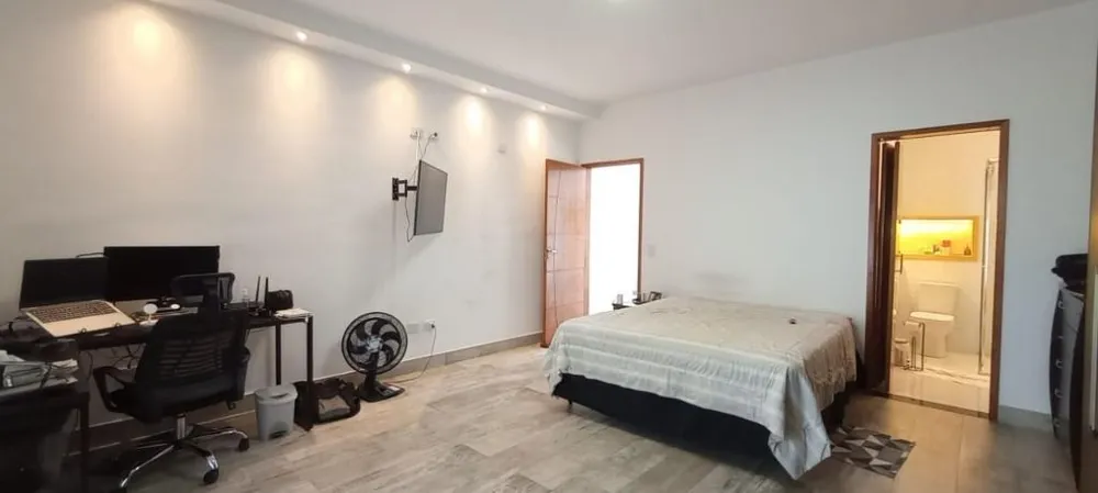 Casa, 3 quartos, 300 m² - Foto 10