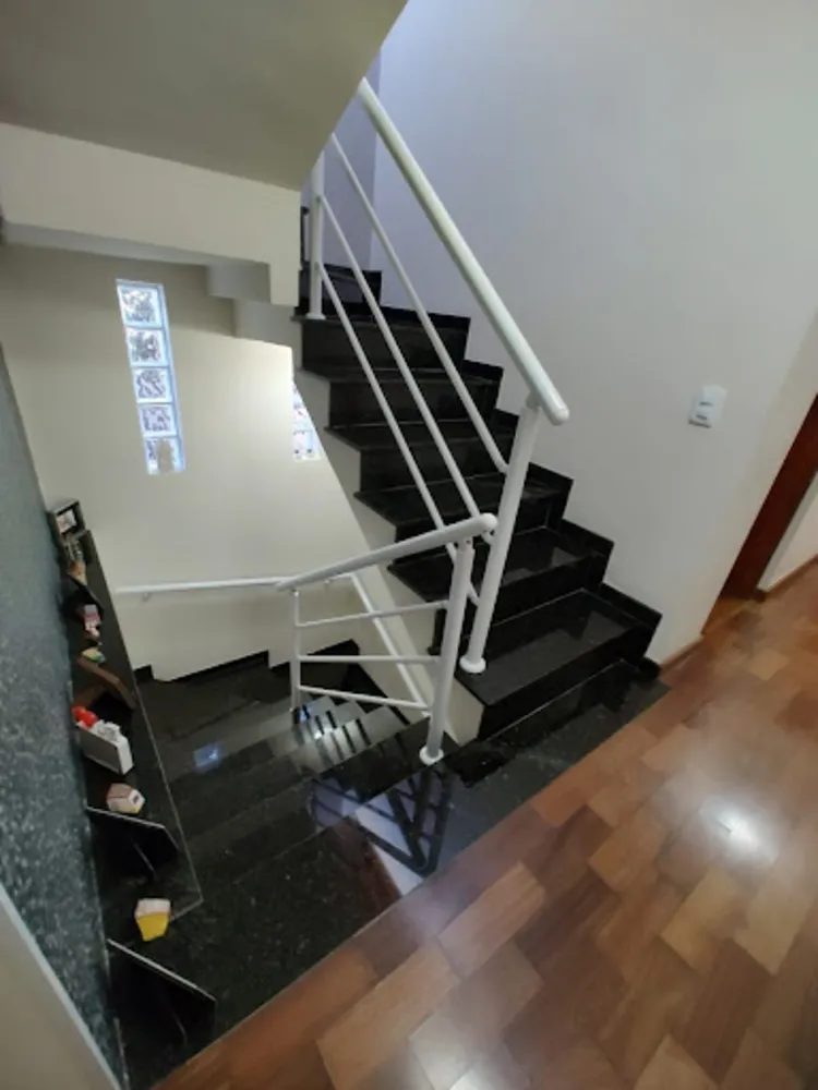 Casa, 4 quartos, 250 m² - Foto 4