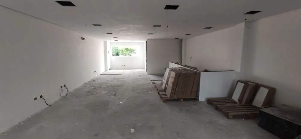 Loja-Salão, 200 m² - Foto 1