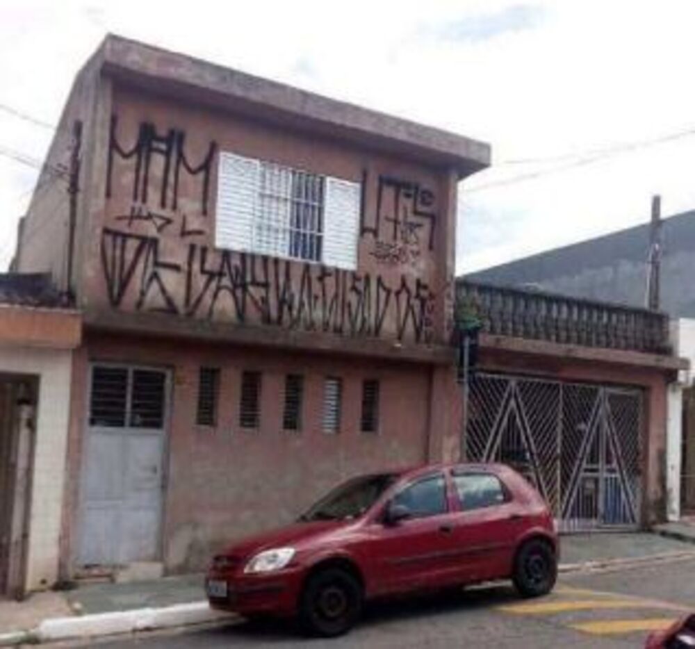 Casa à venda com 2 quartos, 359m² - Foto 2