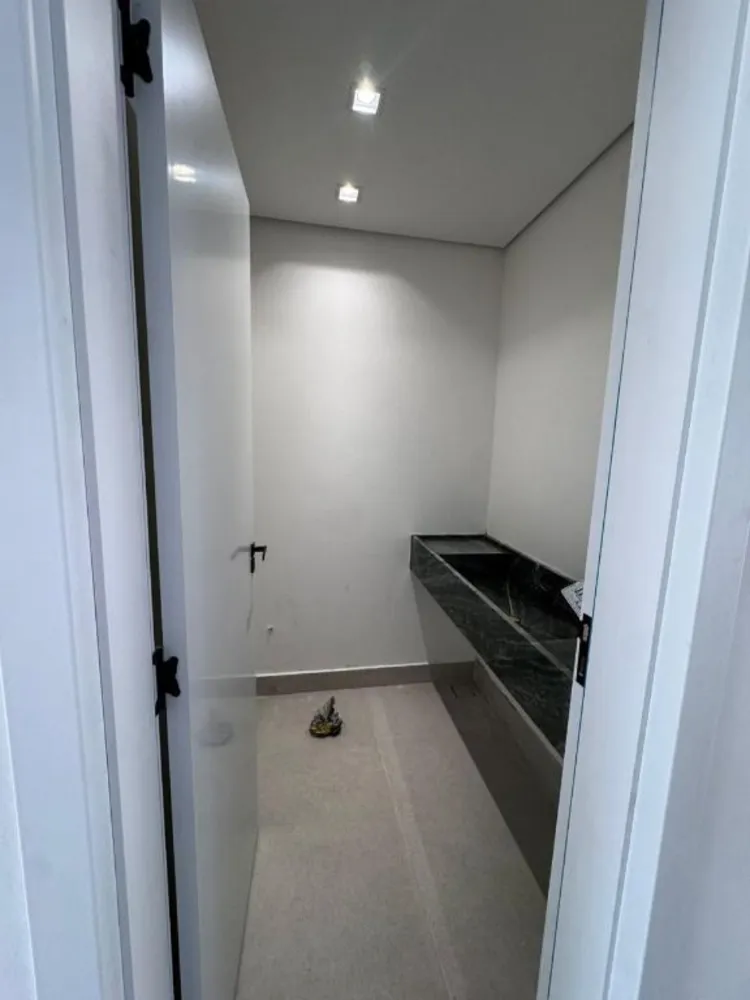 Sobrado, 4 quartos, 315 m² - Foto 2