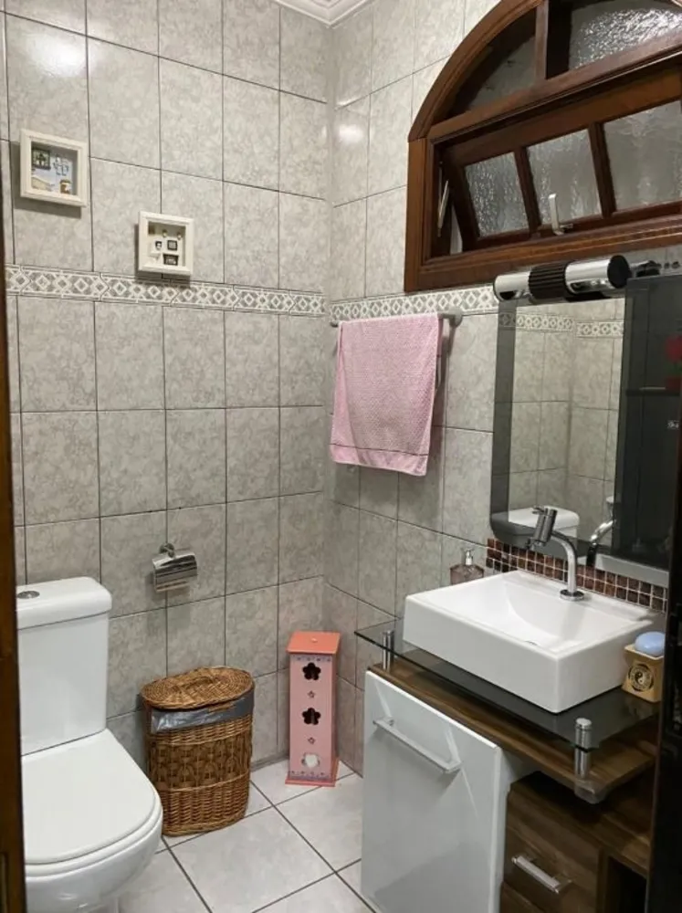 Casa, 3 quartos, 204 m² - Foto 4