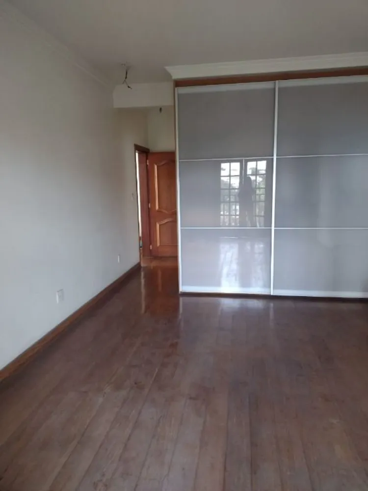 Casa, 3 quartos, 751 m² - Foto 3
