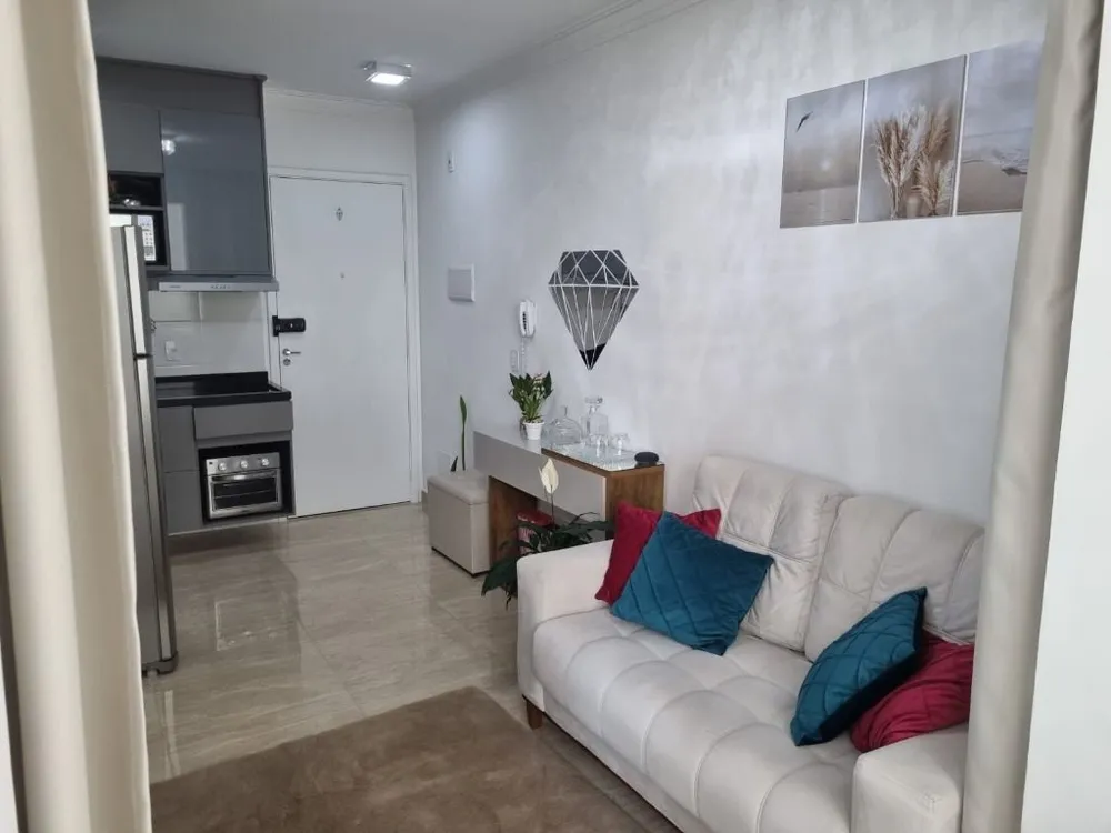 Apartamento, 1 quarto, 33 m² - Foto 2