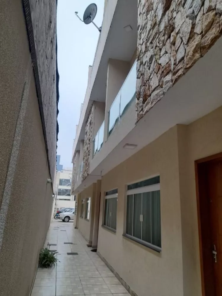 Sobrado à venda com 2 quartos, 100m² - Foto 4