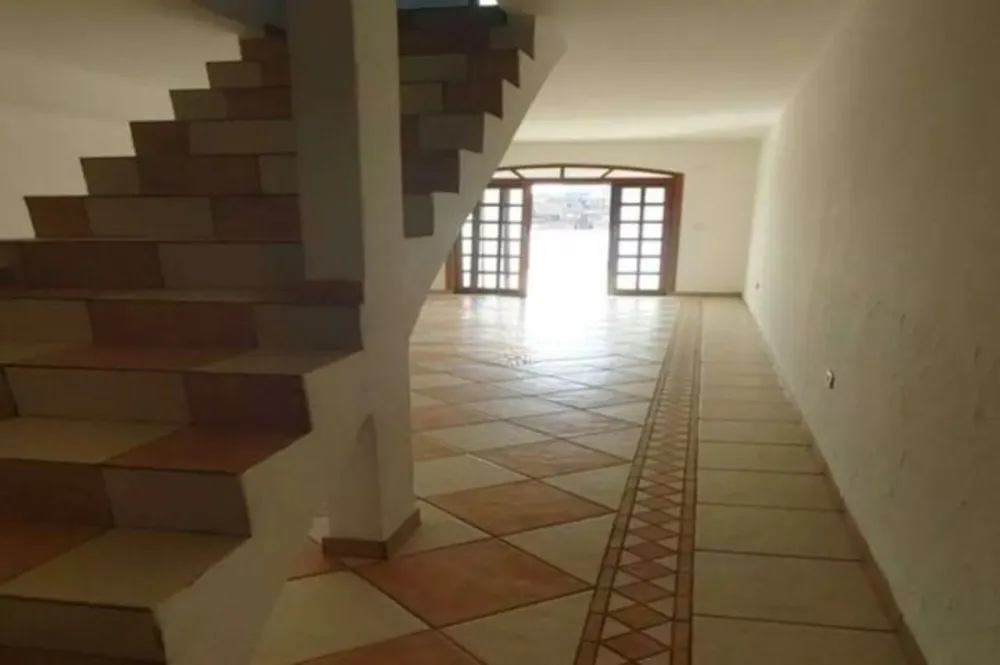 Sobrado, 3 quartos, 240 m² - Foto 6