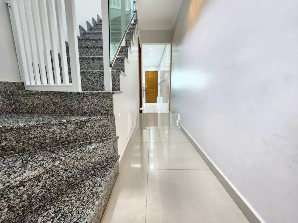 Sobrado, 3 quartos, 250 m² - Foto 1
