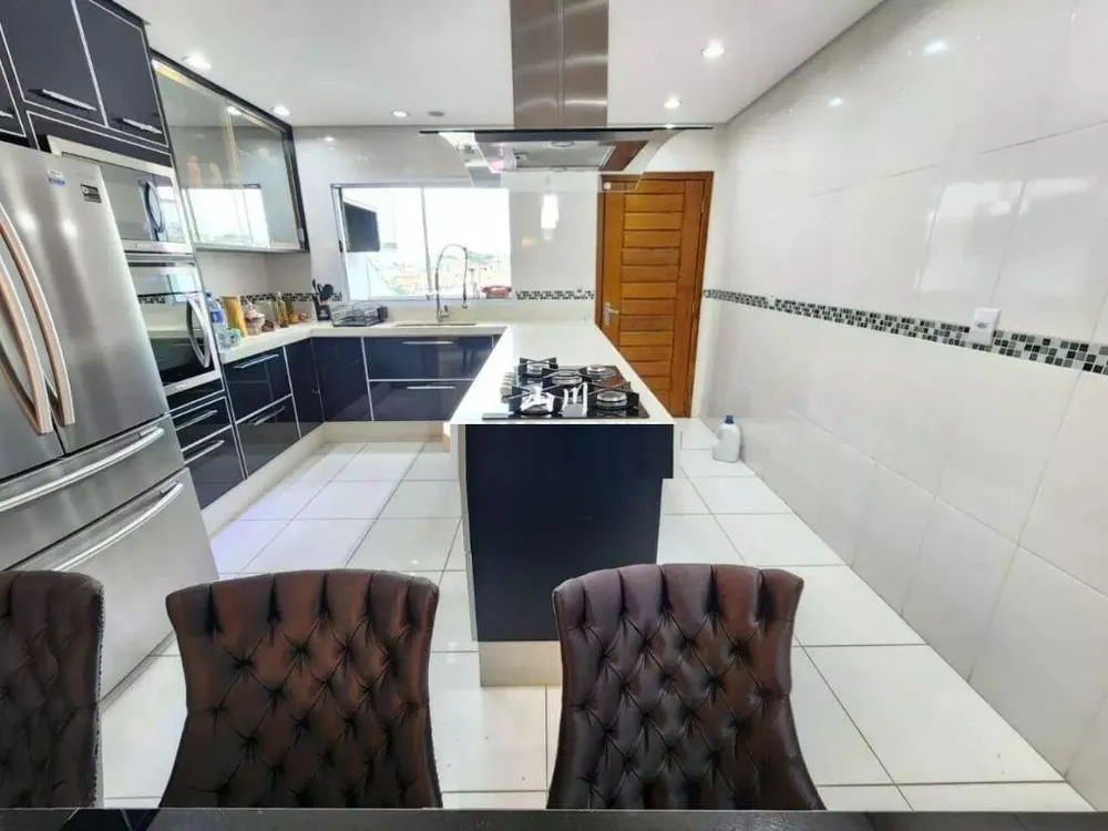 Sobrado, 3 quartos, 250 m² - Foto 9