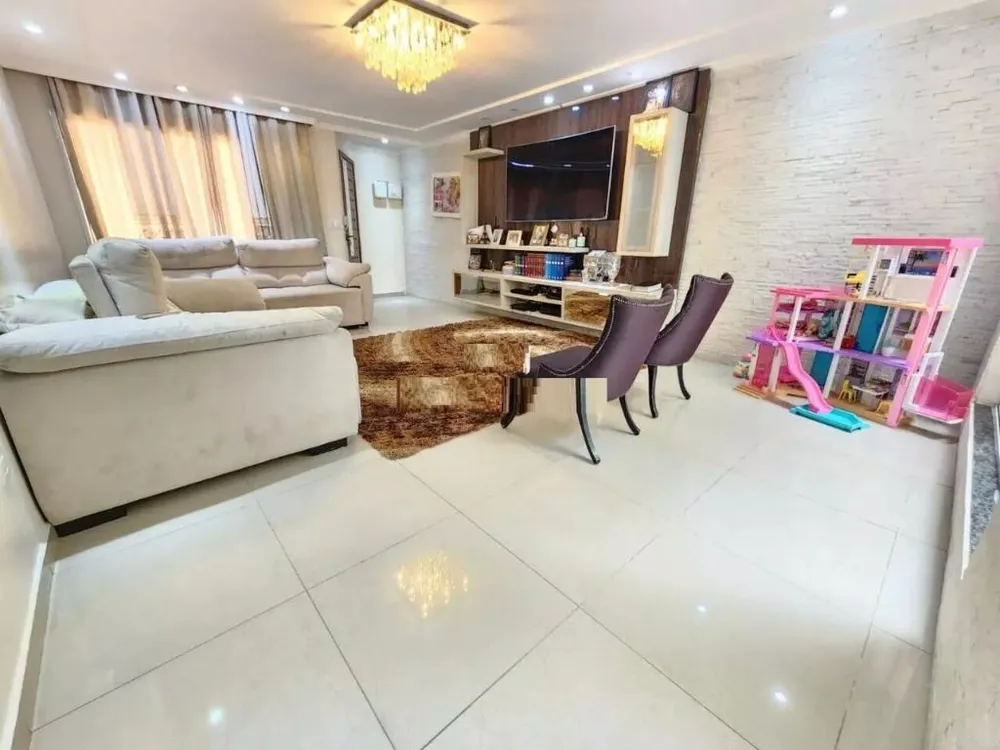 Sobrado, 3 quartos, 250 m² - Foto 2