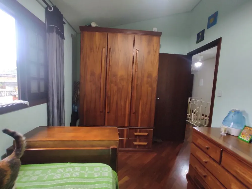 Sobrado, 3 quartos, 227 m² - Foto 2