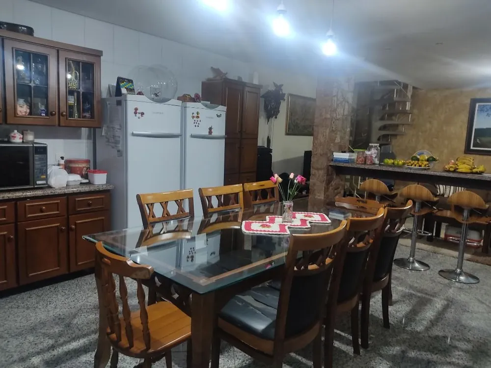 Sobrado, 3 quartos, 227 m² - Foto 1