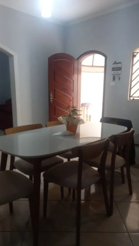 Casa, 4 quartos, 210 m² - Foto 4