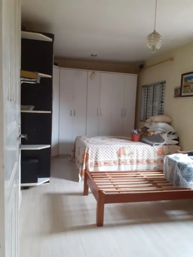 Casa, 5 quartos, 200 m² - Foto 3