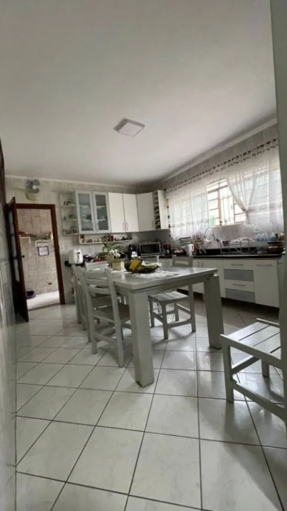 Sobrado, 4 quartos, 300 m² - Foto 4