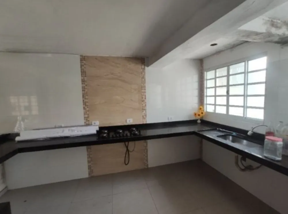 Sobrado, 4 quartos, 200 m² - Foto 3