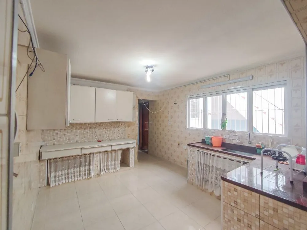 Casa, 4 quartos, 208 m² - Foto 2